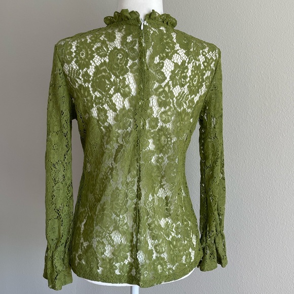 Elegant Green Lace Top - Picture 6 of 7